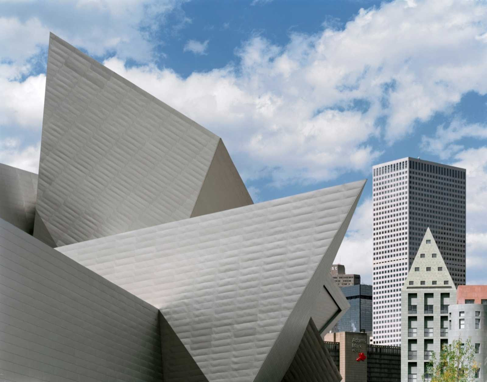EXTENSION ART MUSEUM BY DANIEL LIBESKIND