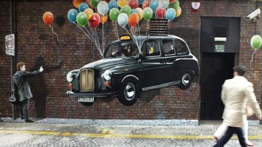 Street-Art-by-Rogue-one-in-Glasgow-Scotland