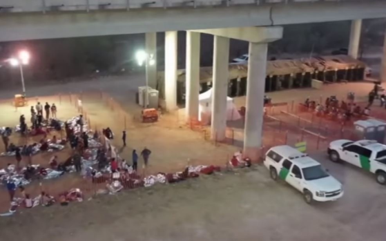 Texas Governor Orders Investigation Into Joe Biden’s Filthy, Unsanitary Holding Camp for Migrant Minors After Massive Covid Outbreak Image-563