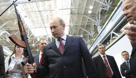 Economic WWIII? Putin Poised to “Deal a Tremendous Blow to the U.S. Dollar”