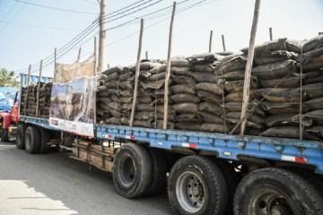 Entregan 150 toneladas de guano de isla a productores de Cajamarca