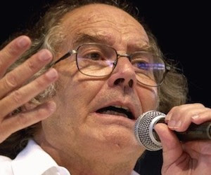 Adolfo Pérez Esquivel está en Panamá.