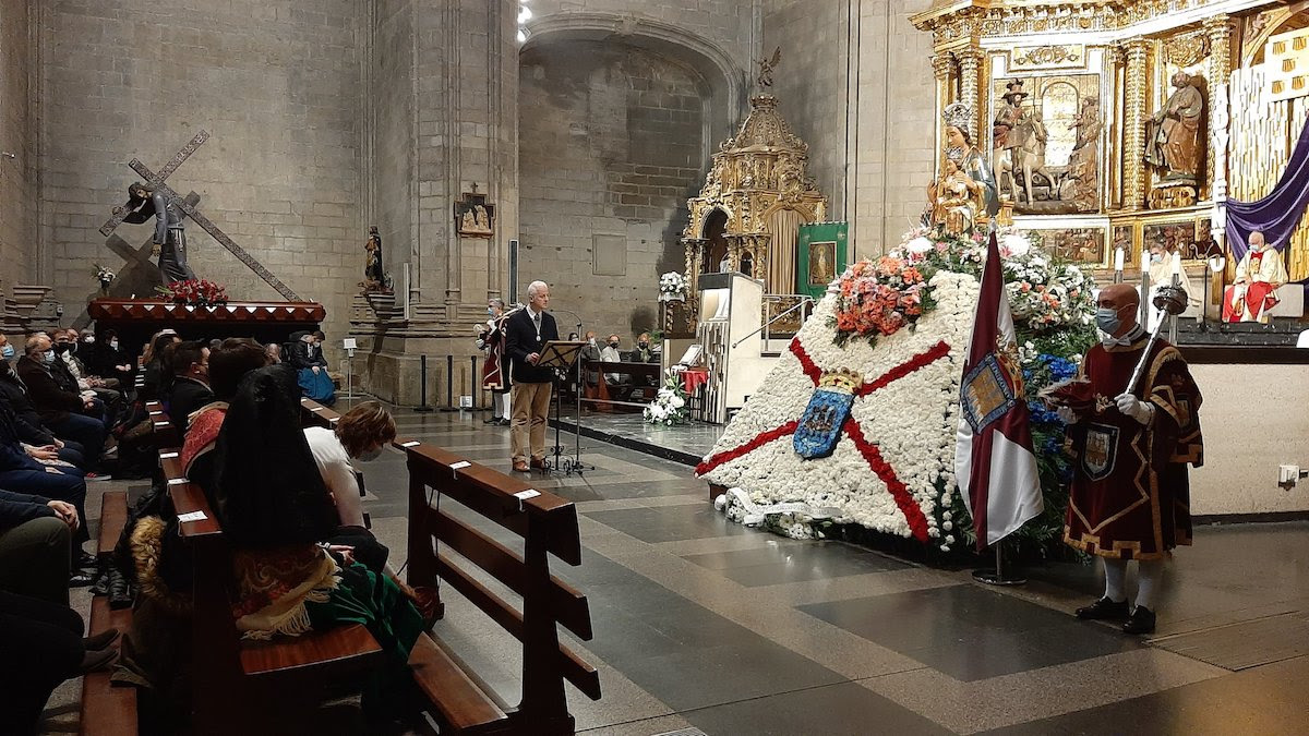 Aconfesionalidad en España: El alcalde de Logroño pide -en la iglesia - por una ciudadanía responsable frente al COVID