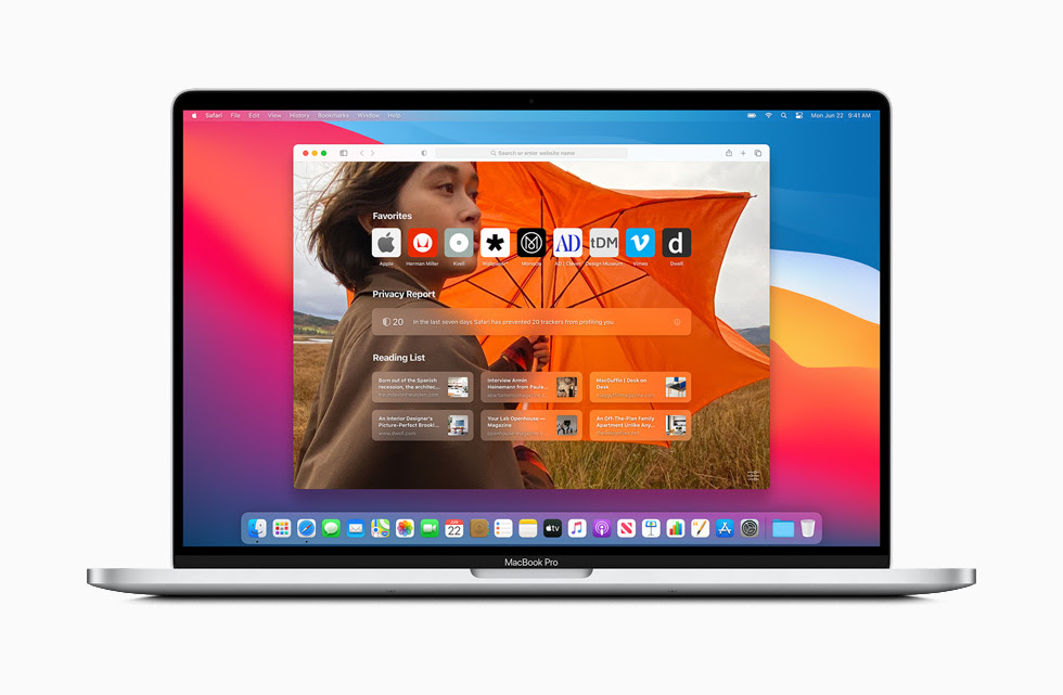 顯示在 MacBook Pro 上 macOS Big Sur 中經過重新設計的 Safari 首頁。