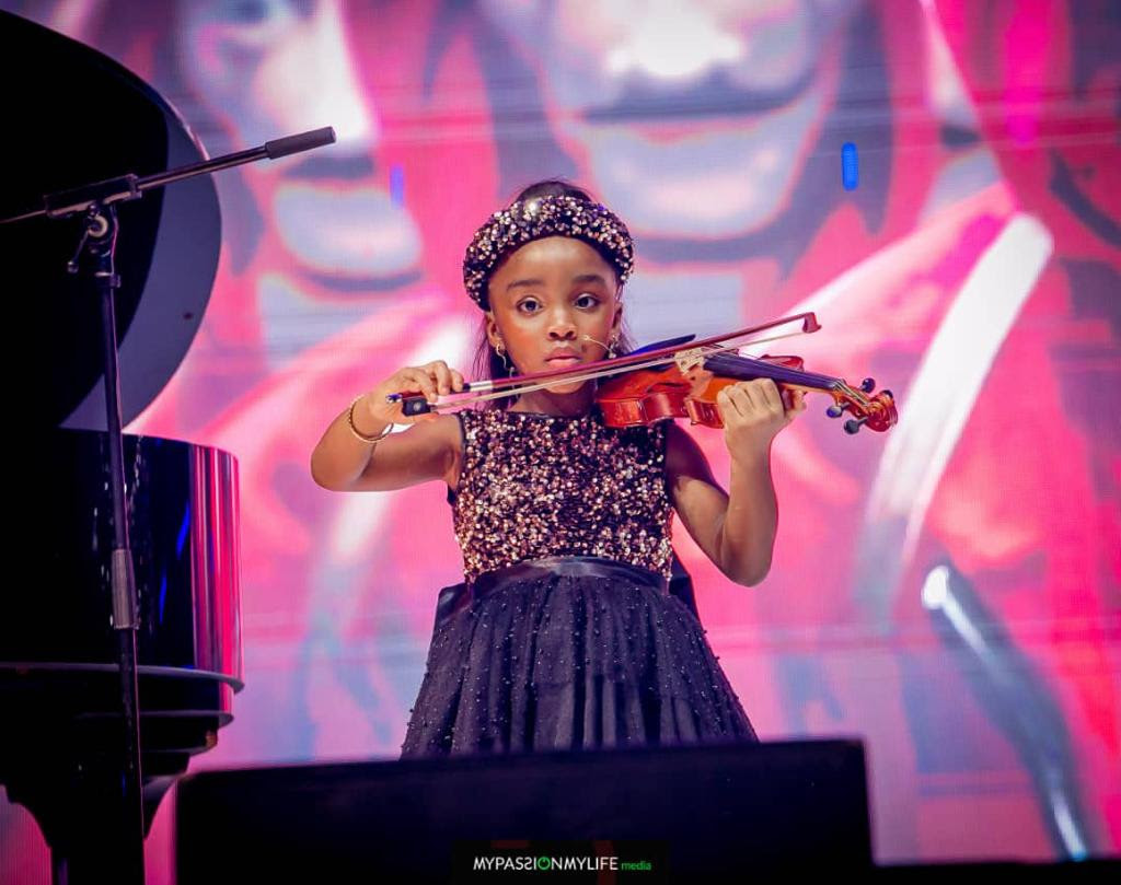 Photos of NFF President, Amaju Pinnick and his family at his 50th birthday bash