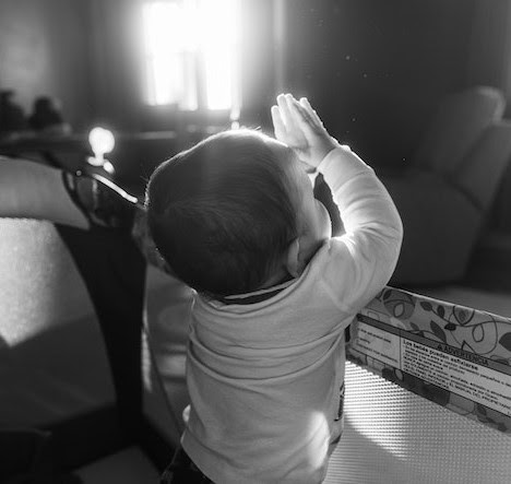 baby praying