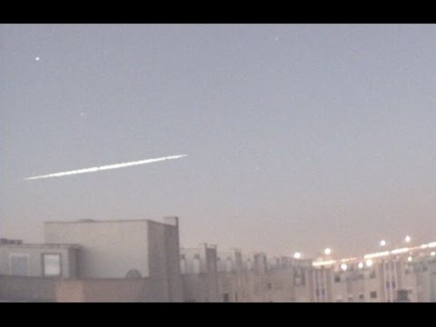 Daytime fireball on 19 Nov. 2016 (at 6:33 UT)  Hqdefault