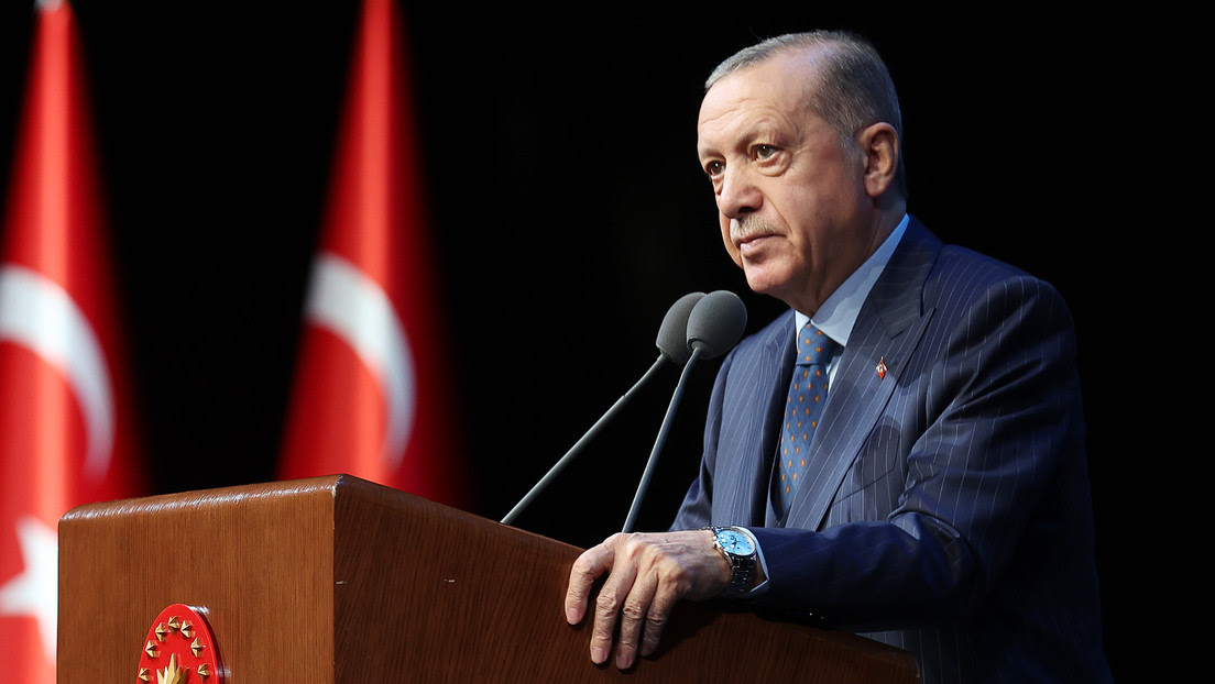 Erdogan acuerda con Putin hacer de Turquía un 'hub' de gas natural para Europa