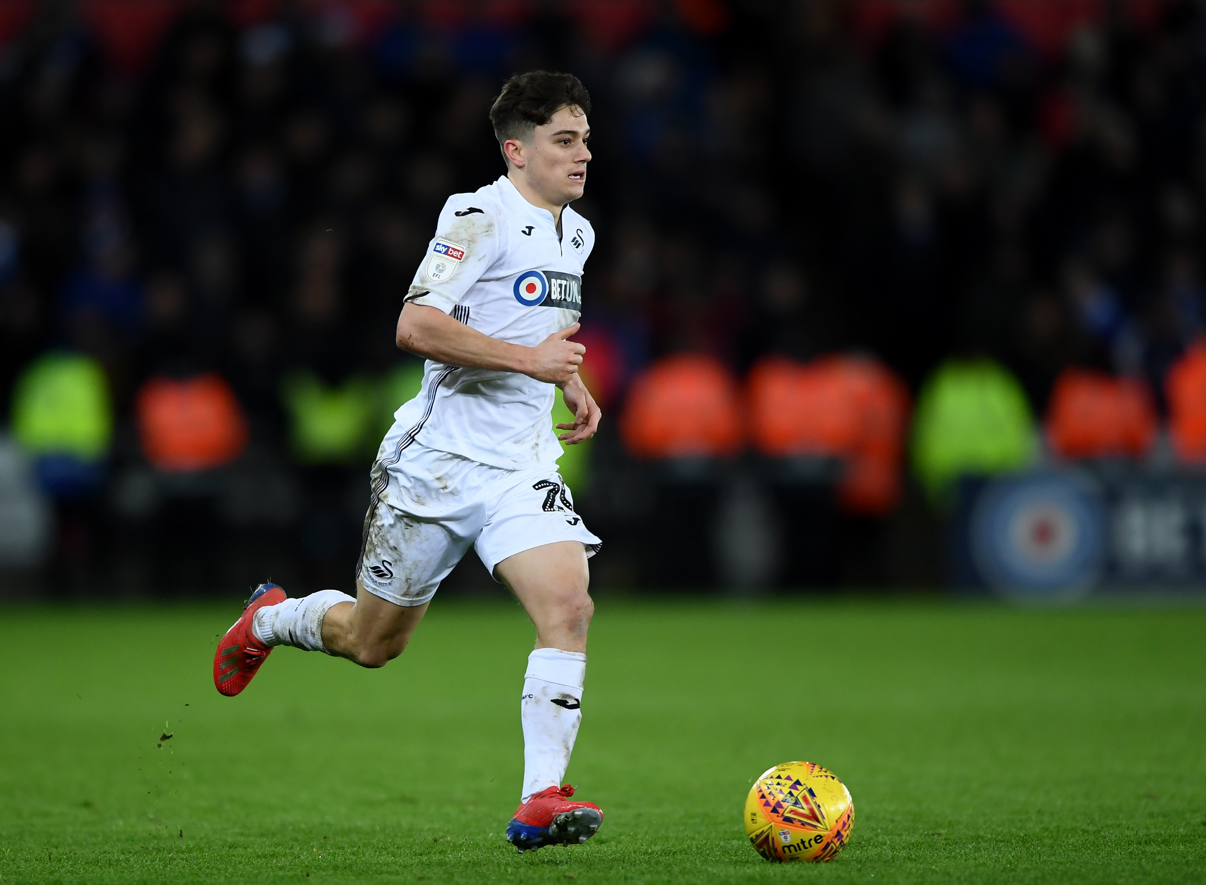 Leeds United mock Swansea City with incredible Tweet as they return to the top of the Championship after victory at Elland Road
