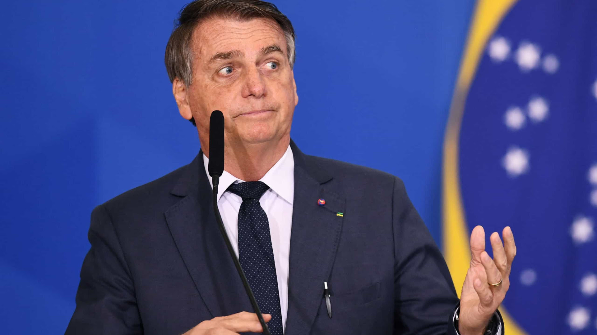 Bolsonaro agora admite que corrupção não acabou no seu governo: 'diminuiu muito'