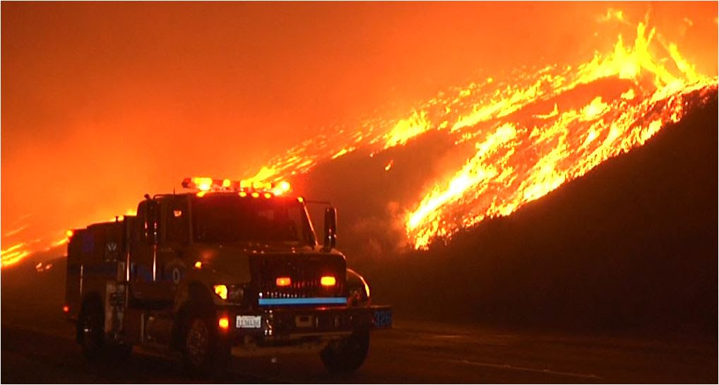 Apocalyptic Fires in SoCal, Winds Shift Toward Santa Barbara -Video