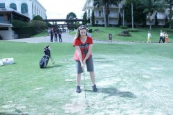 PAradise Renata Tabach jogando Golf