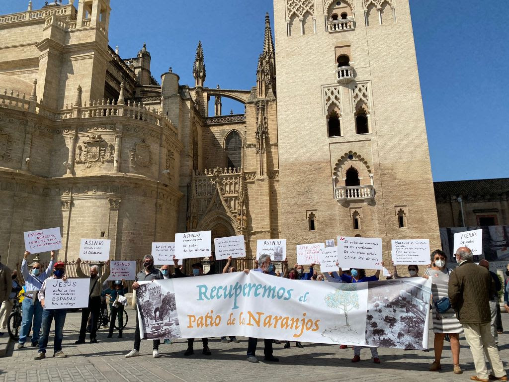 La ‘Plataforma en defensa del patrimonio de Sevilla’ exige el listado completo y la nulidad de las inmatriculaciones