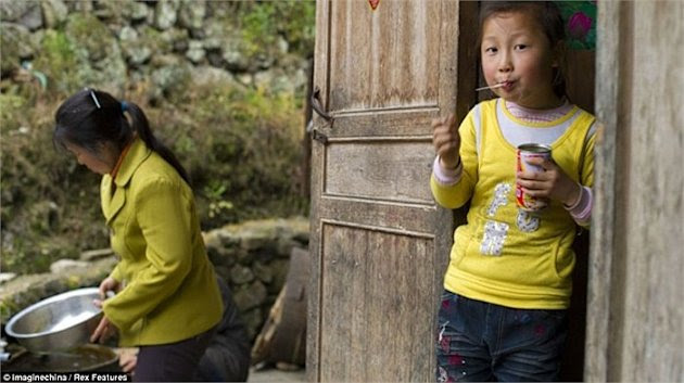 Xót cảnh thầy trò bắc thang lên trời tìm chữ