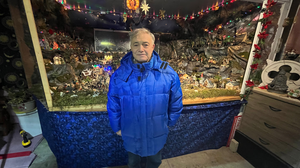  Providence man, 80, continues family tradition with 400+ piece Nativity scene