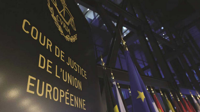 Sentencia del Tribunal de Justicia de la Unión Europea (TJUE): Las empresas pueden prohibir el uso de signos religiosos