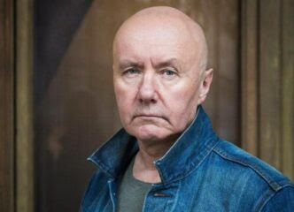 Irvine Welsh, a Napoli l'autore del cult Trainspotting: «Che monotonia essere giovani oggi»