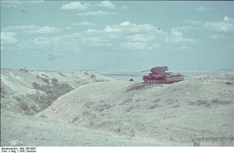 File:Bundesarchiv Bild 169-0007, Sowjetischer Panzer KW 1.jpg