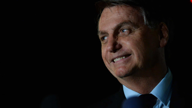 Oposição cita 'rachadinha' em gabinete de Bolsonaro na Câmara