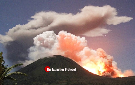 Mount Lokon erupts – ash cloud closes airport Lokon-volcano