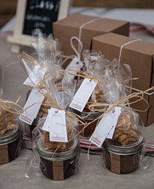 Make your own holiday gifts at the Sustainable Food Center.