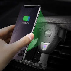 Universal 10W Qi Wireless Fast Charger Auto Lock Car Holder