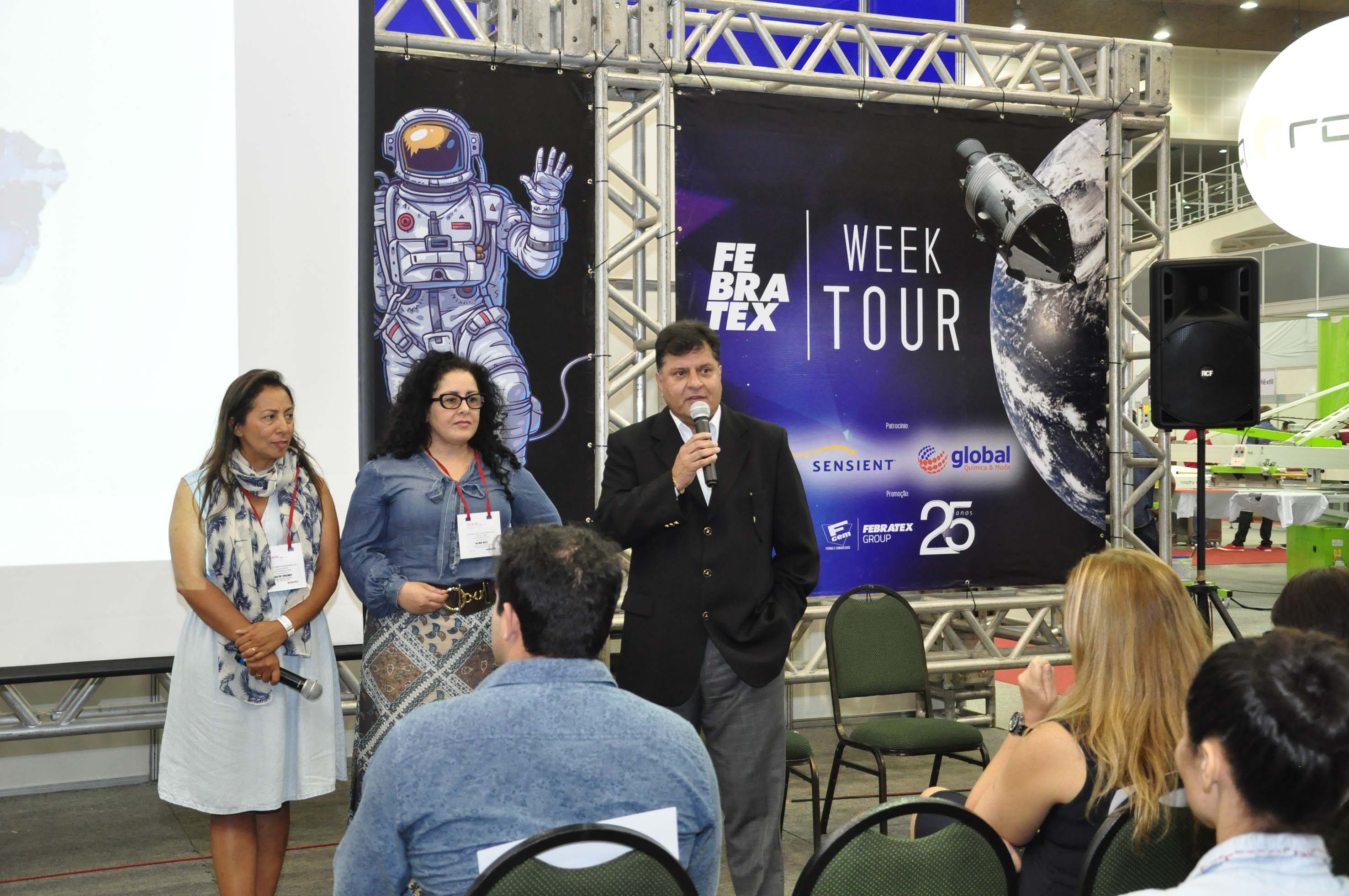 Marlene_Fernandes__Iolanda_Wutzl_e_Helvio_roberto_Pompeo_Madeira_na_abertura_do_Denim_Meeting_Fortaleza.jpg